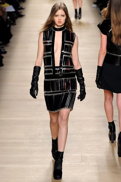 Look 36
